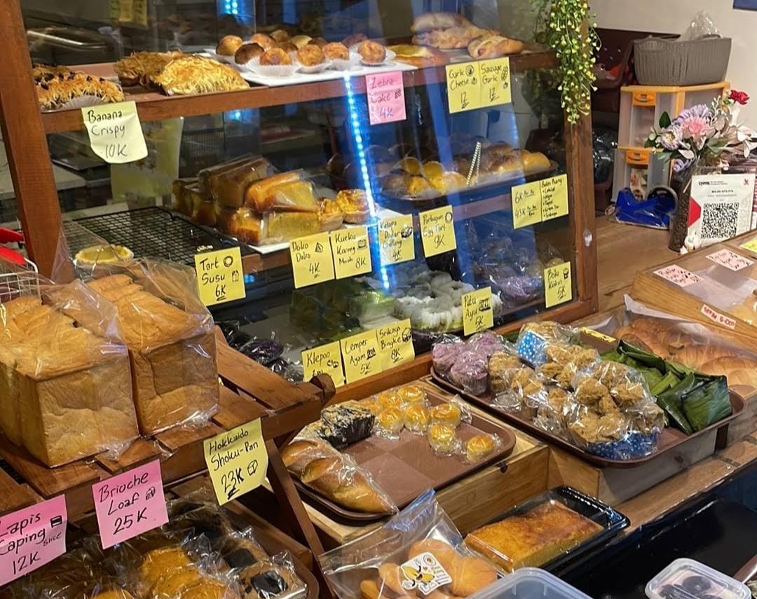 Manis, Gurih, dan Bikin Nagih! Mengicipi Bolen Hits, Bakery Favorit di Pontianak